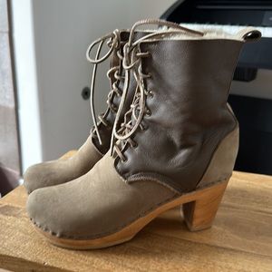 No.6 lace up shearling clog boots
